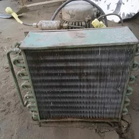 Халаделник матор