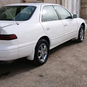 Toyota Camry 1998