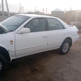 Toyota Camry 1999