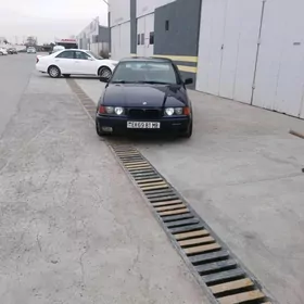 BMW 325 1992
