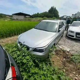 BMW E60 pisik goz