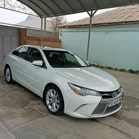 Toyota Camry 2015