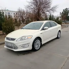 Ford Mondeo 2013