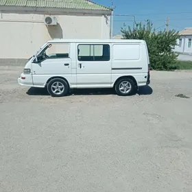 Toyota Hiace 2004
