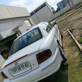 Hyundai Sonata 2003