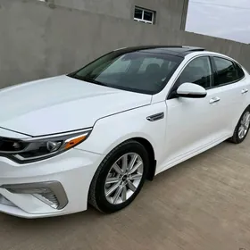 Kia Optima 2019