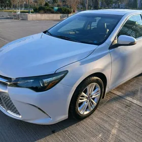 Toyota Camry 2017