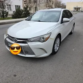 Toyota Camry 2015