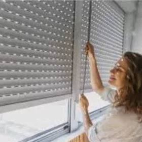 жалюз, žalýuz