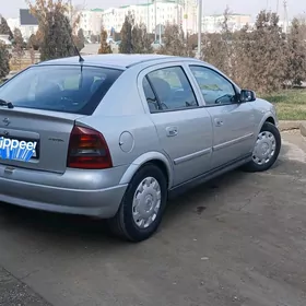 Opel Astra 2003
