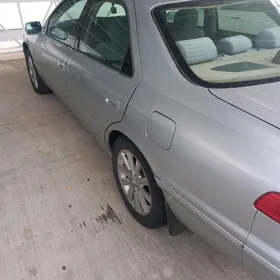 Toyota Camry 2000