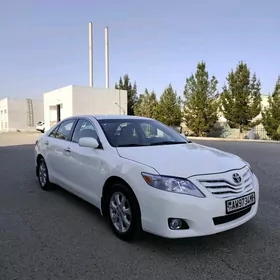 Toyota Camry 2010