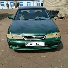 Nissan Sunny 1999
