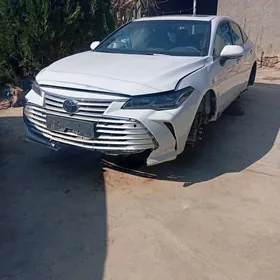 Toyota Avalon 2020