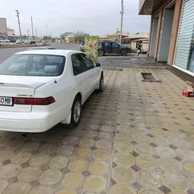 Toyota Camry 1999