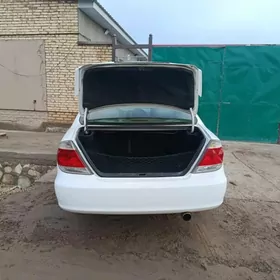 Toyota Camry 2005