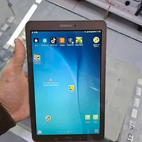 Samsung Tab e planset