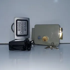 Zamok, kod panel, blok pitaniya