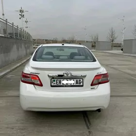 Toyota Camry 2010
