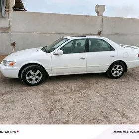 Toyota Camry 1999