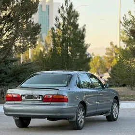 Toyota Avalon 1999