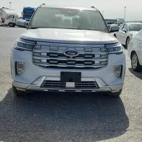 Ford Explorer 2025