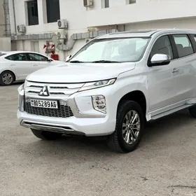 Mitsubishi Montero Sport 2020