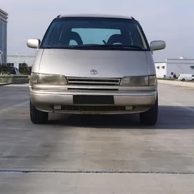 Toyota Previa 1991