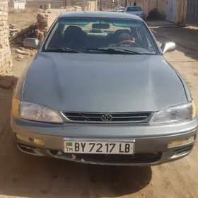 Toyota Camry 1992