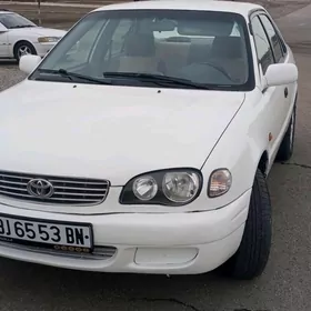 Toyota Corolla 2000