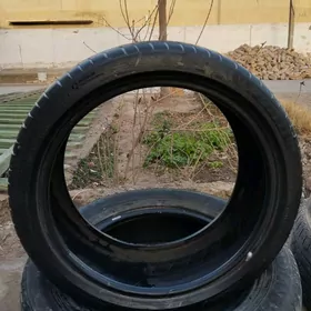 235/40 R19 MICHELIN BMW MERS