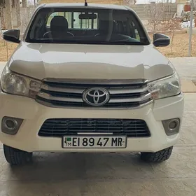 Toyota Hilux 2020