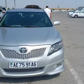 Toyota Camry 2011