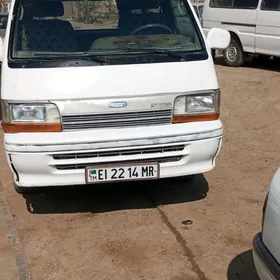 Toyota Hiace 1989