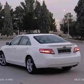 Toyota Camry 2011