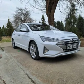 Hyundai Elantra 2019