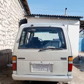 Toyota Hiace 1989