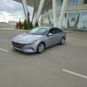 Hyundai Elantra 2021