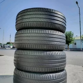 Michelin 215 55 17 primcy