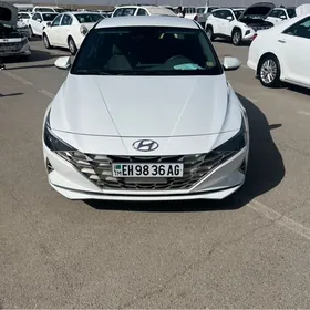 Hyundai Elantra 2021