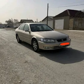 Toyota Camry 2000