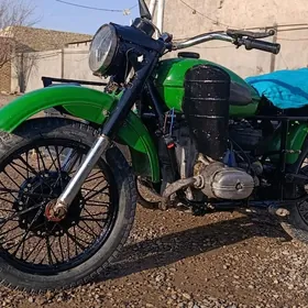 Ural 4320 1985