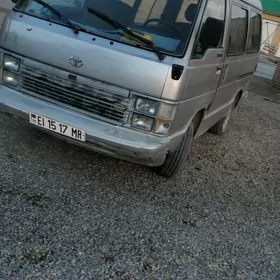 Toyota Hiace 1989