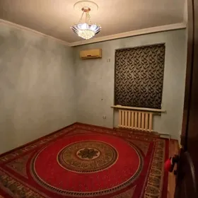 4мкр. 3ком. 4эт.70м2