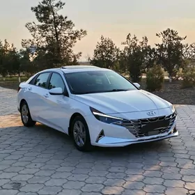 Hyundai Elantra 2021