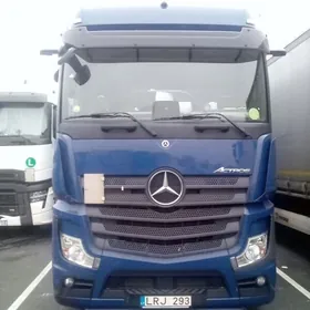 Mercedes-Benz ACTROS 3331 2021