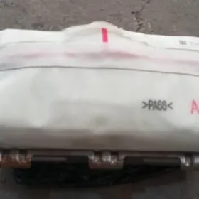 Leksus Rx350 airibak