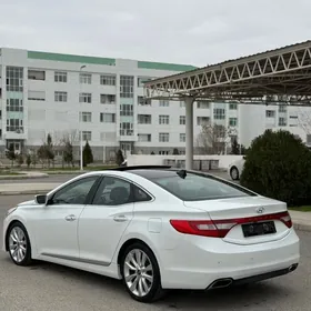 Hyundai Azera 2015