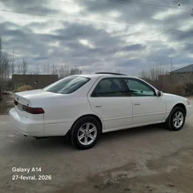 Toyota Camry 1998