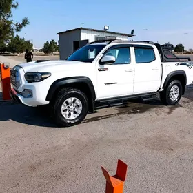 Toyota Tacoma 2019